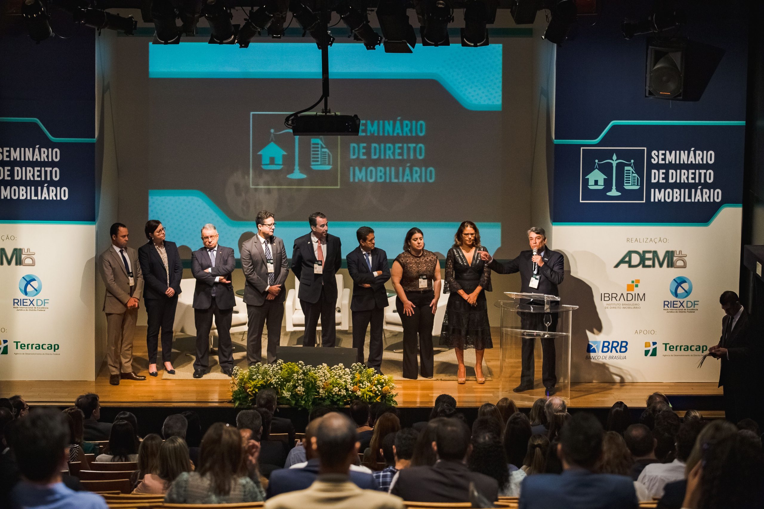 Especialistas em Direito e do Setor Imobiliário debatem combate à insegurança jurídica para estimular negócios e retomar crescimento econômico