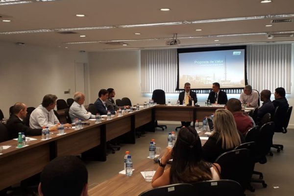 A ADEMI-DF recebeu integrantes da Gerência de Financiamento Imobiliário do BRB