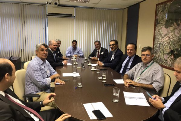 ADEMI-DF DISCUTE PRIORIDADES DO SETOR IMOBILIÁRIO AO NOVO PRESIDENTE DA TERRACAP