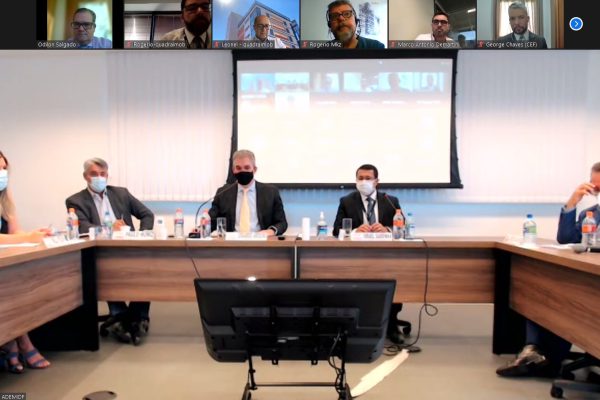 EM REUNIÃO CONJUNTA, ADEMI DF E SINDUSCON-DF ESTREITAM RELACIONAMENTO DO SETOR DA CONSTRUÇÃO COM A CAIXA ECONÔMICA FEDERAL