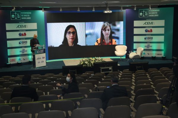NO MERCADO IMOBILIÁRIO, A APLICAÇÃO DOS ÍNDICES DE CORREÇÃO DE PREÇOS NÃO GERA VANTAGEM PARA EMPRESAS E MANTÉM EQUILÍBRIO DOS CONTRATOS