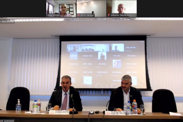 ADEMI DF ACOMPANHA DISCUSSÃO TÉCNICA DO PPCUB