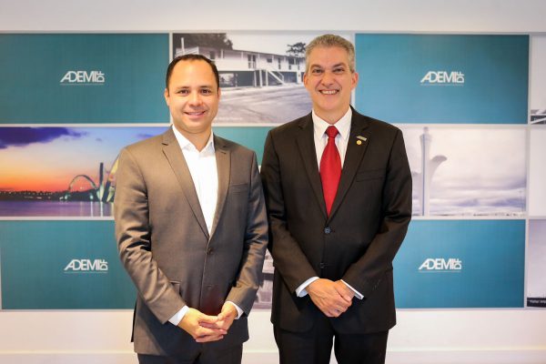 NA ADEMI DF, TITULAR DA SEDUH APRESENTA PRINCIPAIS PONTOS DA PROPOSTA DO PPCUB E PEDE PARTICIPAÇÃO DO SETOR PRODUTIVO NO DEBATE