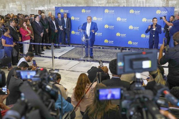 IBANEIS REASSUME CARGO E EMPRESÁRIOS PRESTIGIAM SOLENIDADE