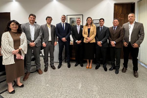 Em agenda no Senado, entidades do setor da construção do DF discutem reforma tributária