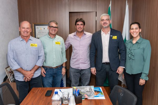 ADEMI DF dialoga com Poder Legislativo sobre demandas do setor
