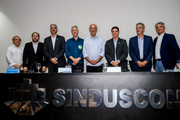 Candidatos ao governo do DF apresentam propostas para urbanismo, infraestrutura e desenvolvimento